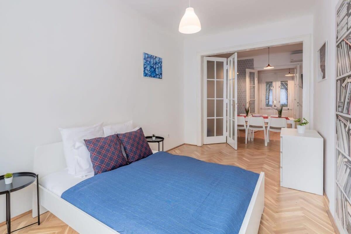 Home Away From Home In The Center Budapest Exteriör bild